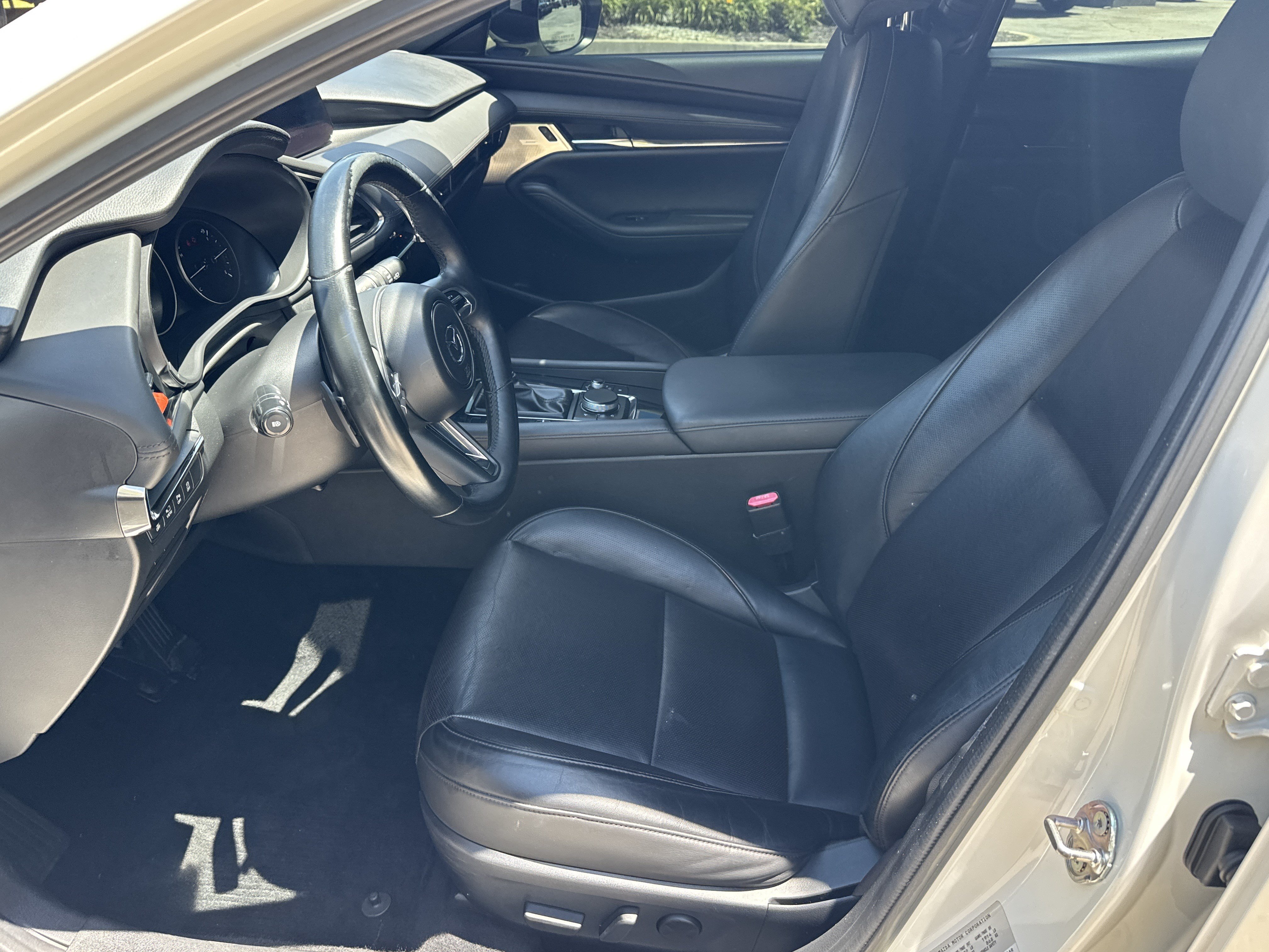 Used 2021 MAZDA MAZDA3 Hatchback w/Premium Plus Pkg AWD/4WD image 9