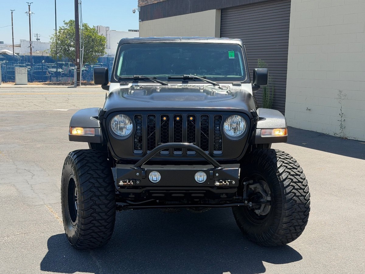 Used 2021 Jeep Gladiator Rubicon AWD/4WD image 6