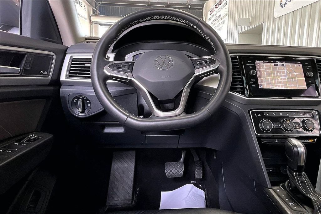 Used 2022 Volkswagen Atlas SEL AWD/4WD image 5