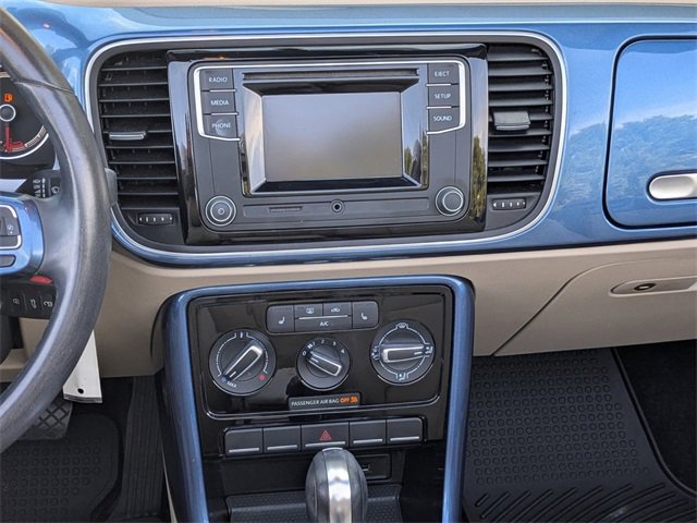 Used 2019 Volkswagen Beetle 2.0T S image 15