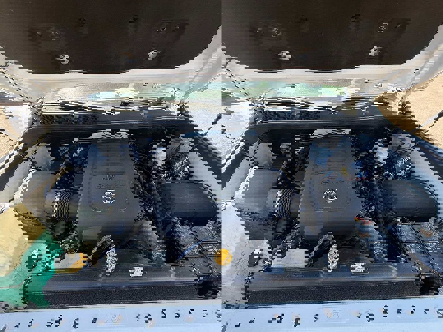 Used 2017 Toyota Tundra SR5 w/ SR5 Upgrade Package image 19