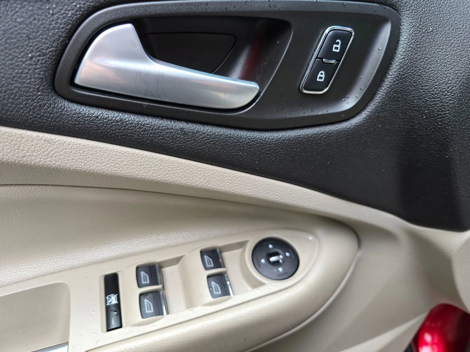 Used 2015 Ford C-MAX SEL w/ Equipment Group 303A image 21