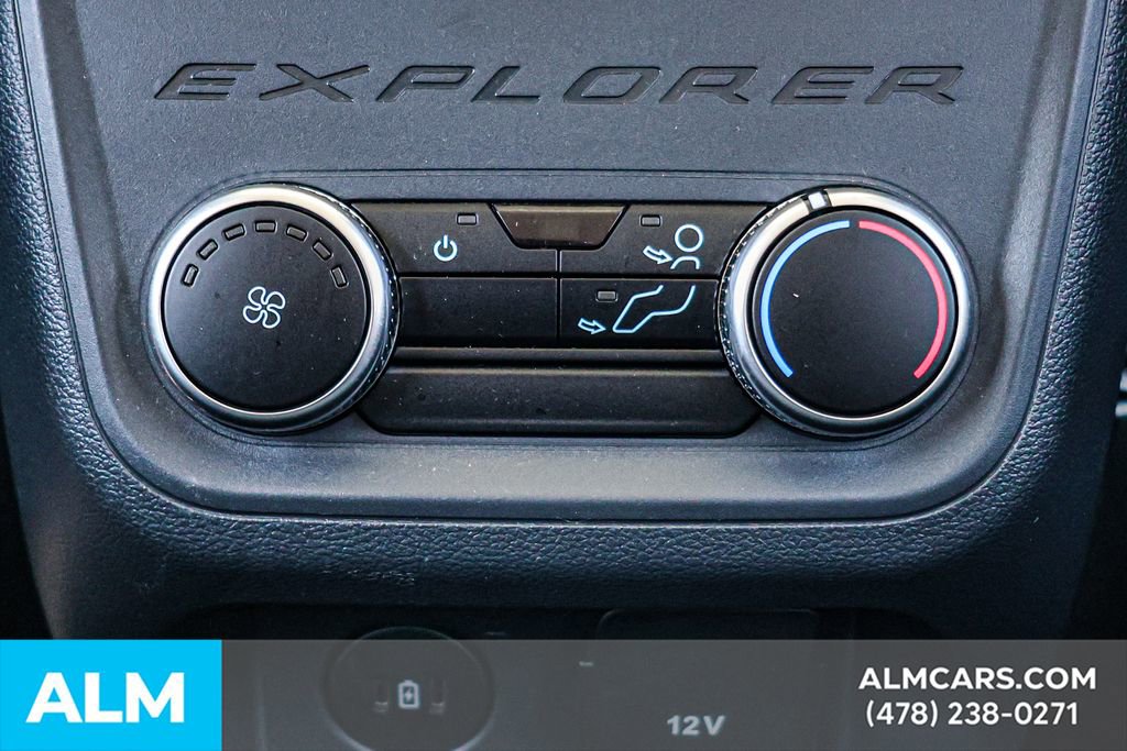 Used 2025 Ford Explorer Active image 50