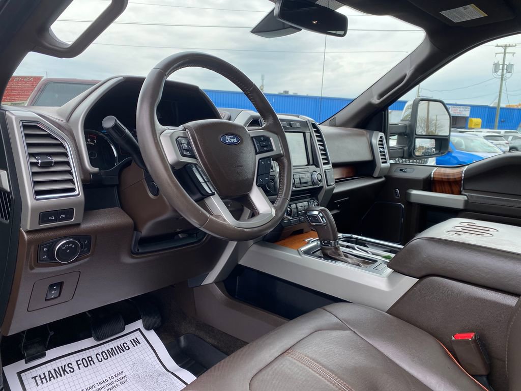 Used 2016 Ford F150 King Ranch w/ Equipment Group 601A Luxury AWD/4WD image 9