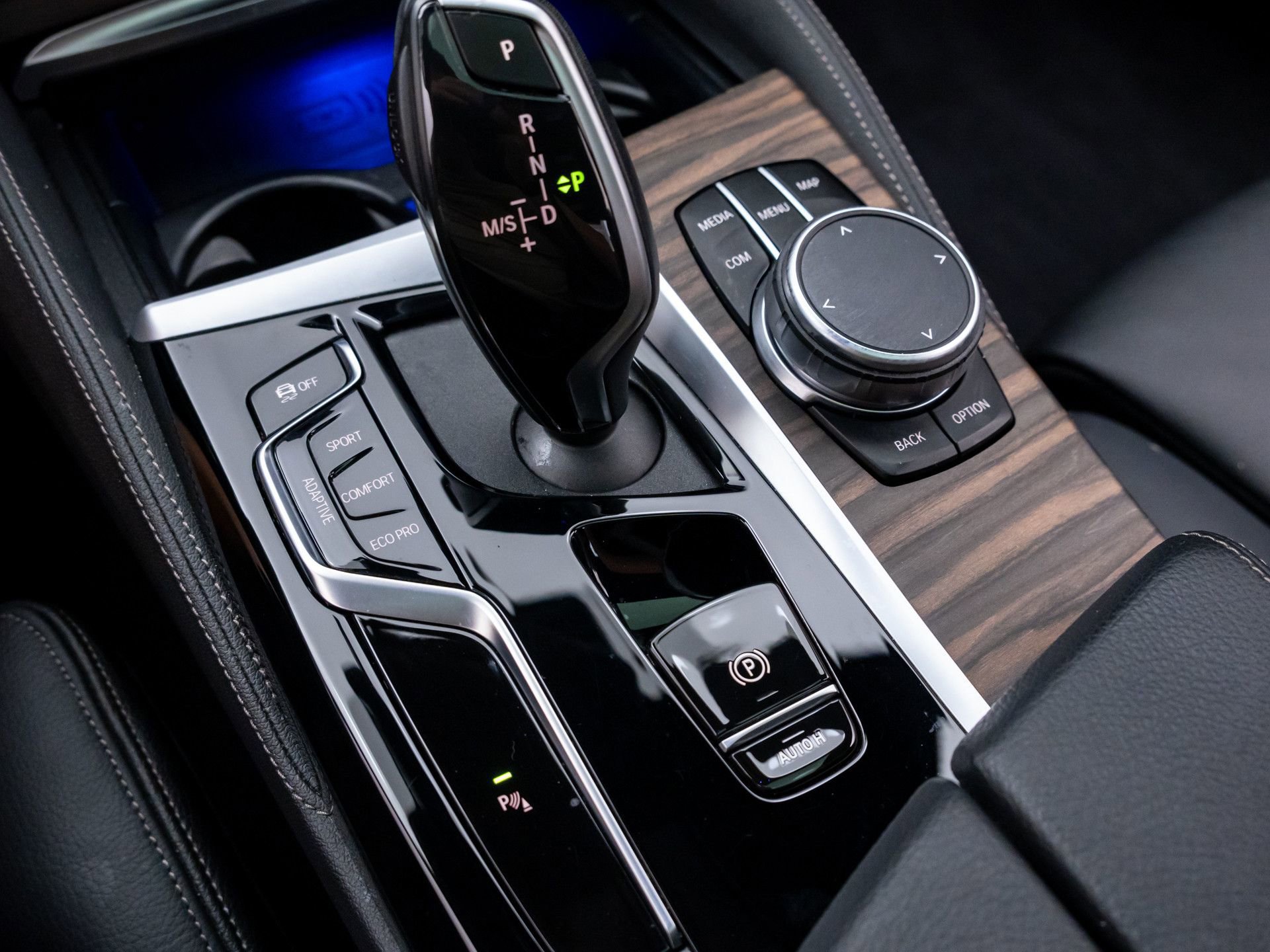 Certified 2023 BMW M550i xDrive AWD/4WD image 32