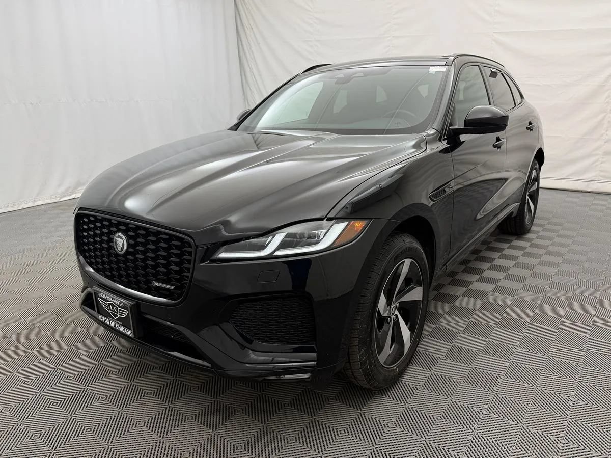 Used 2025 Jaguar F-PACE R-Dynamic S AWD/4WD image 2