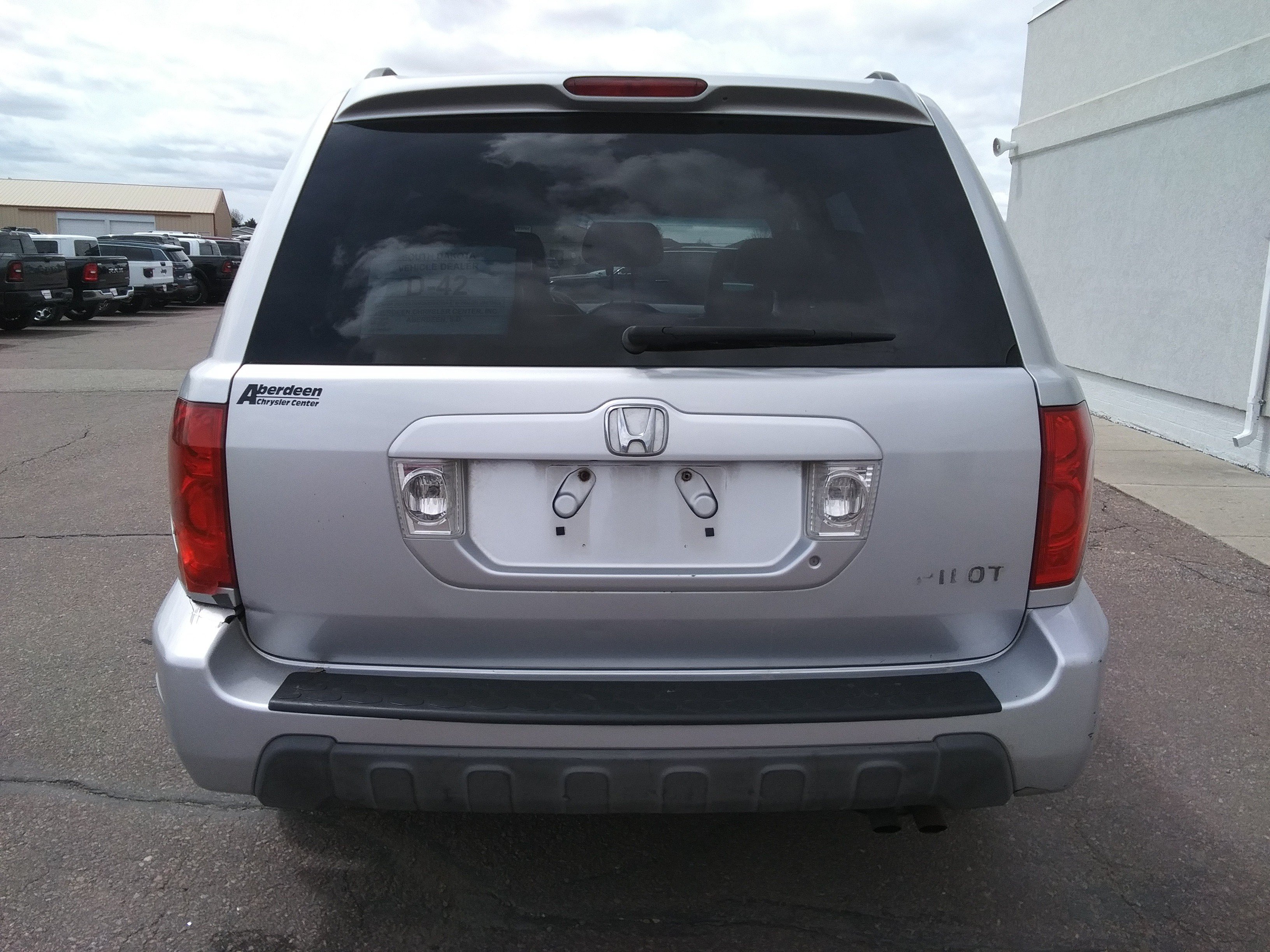 Used 2004 Honda Pilot EX image 6
