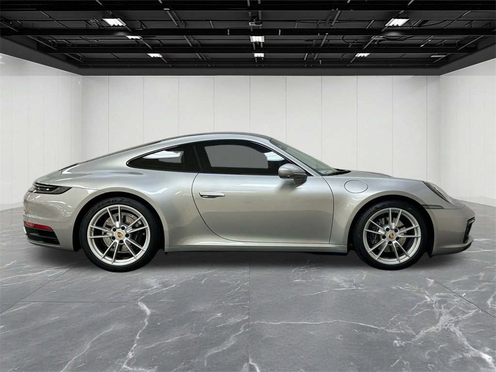 Used 2024 Porsche 911 Carrera image 11