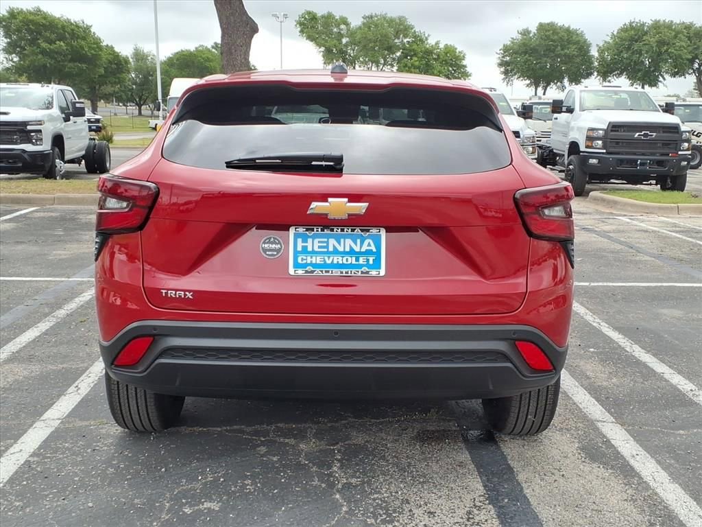 New 2026 Chevrolet Trax LS w/ Driver Confidence Package image 4