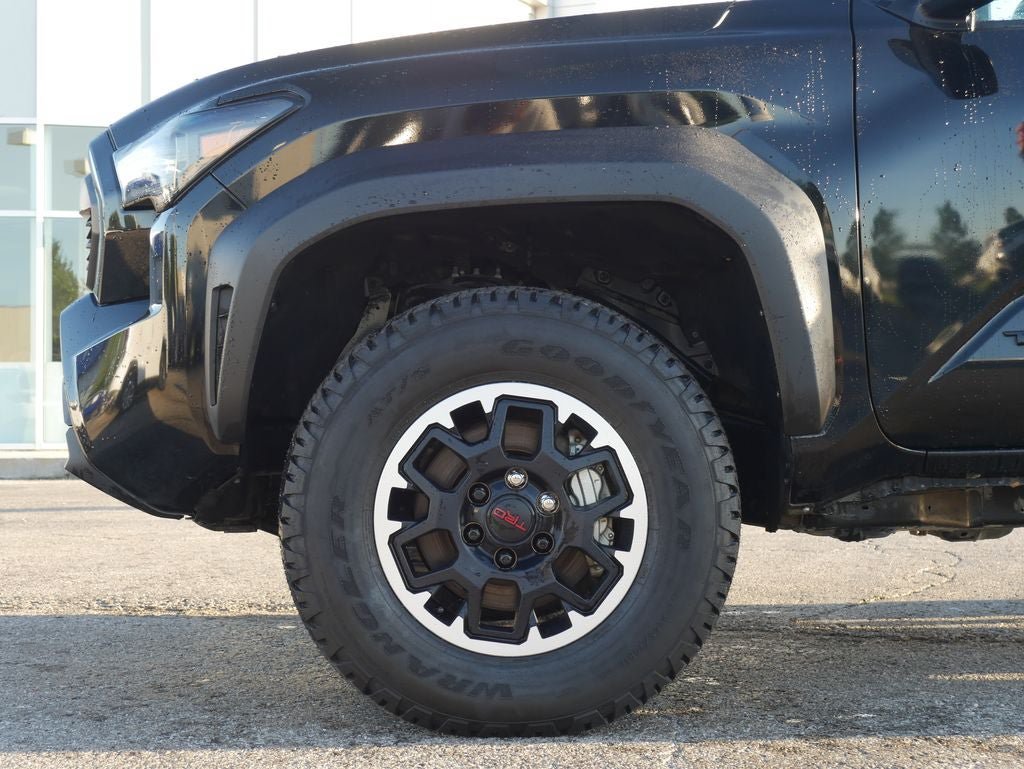 Used 2024 Toyota Tacoma TRD Off-Road AWD/4WD image 12