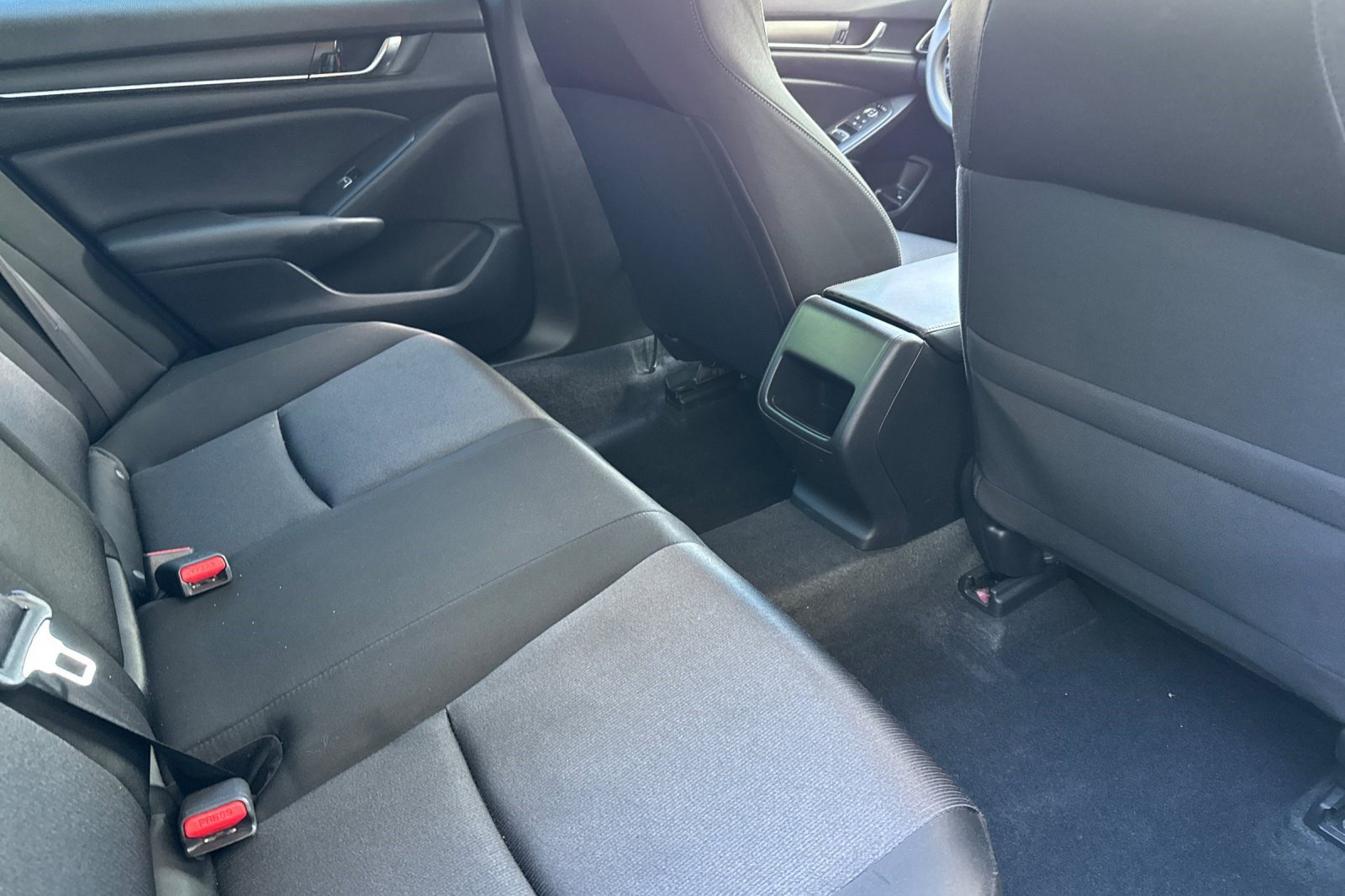 Used 2020 Honda Accord LX image 30