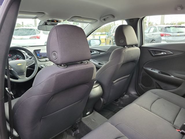 Certified 2025 Chevrolet Malibu RS FWD image 9