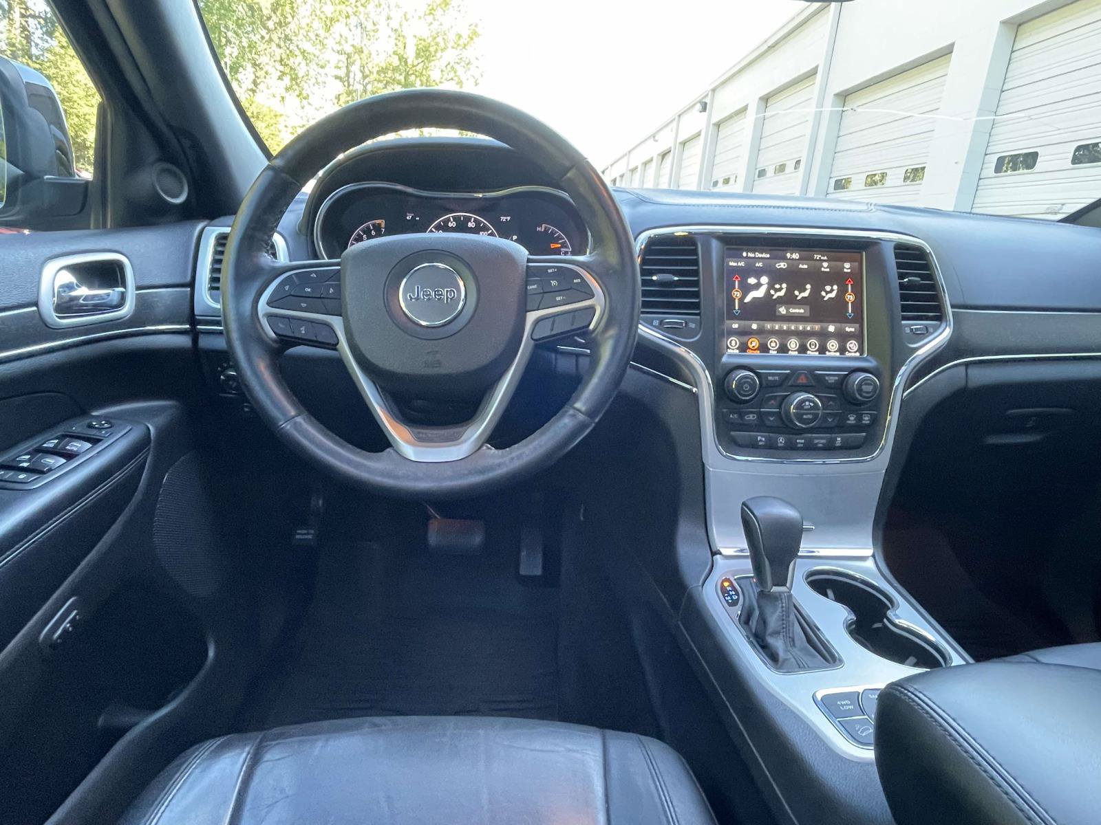 Used 2018 Jeep Grand Cherokee Limited AWD/4WD image 13