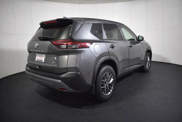 Certified 2022 Nissan Rogue S image 4