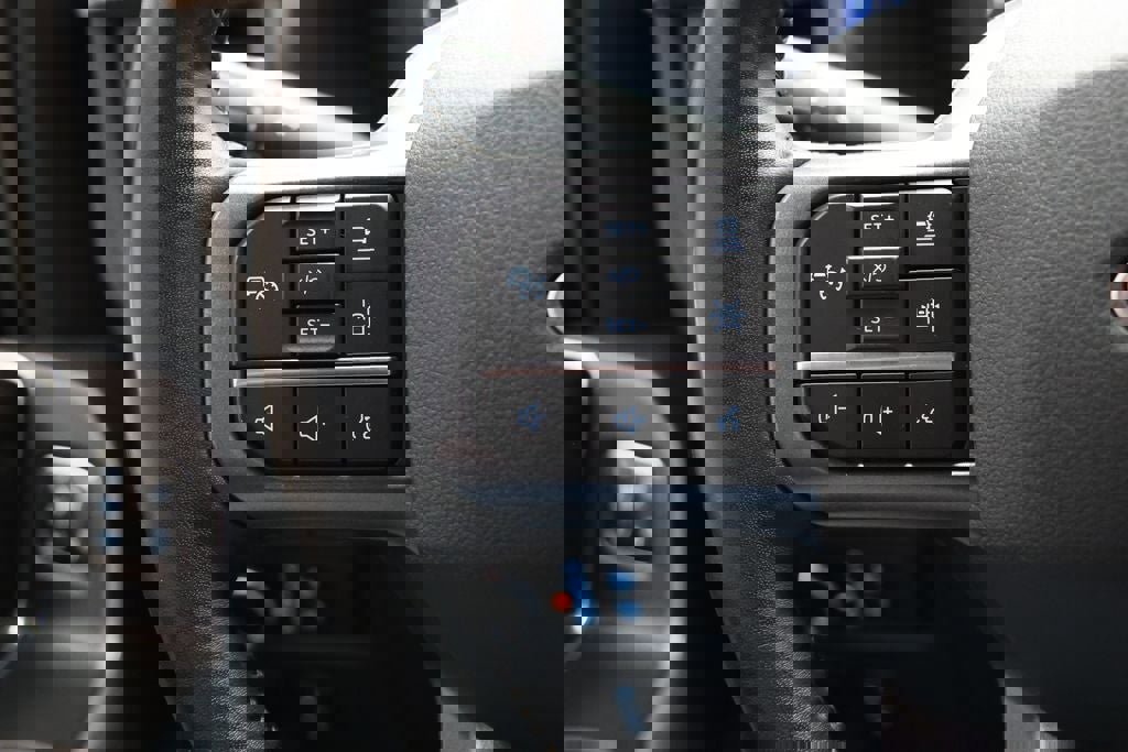 Used 2023 Ford F150 Lightning Lariat w/ Max Trailer Tow Package image 23