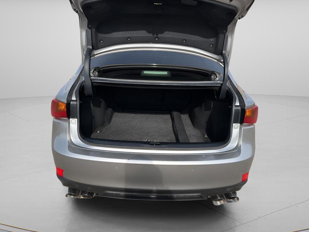 Used 2019 Lexus IS 300 F Sport image 14