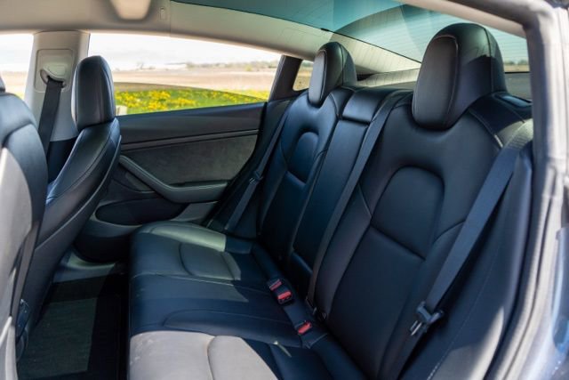 Used 2022 Tesla Model 3 Long Range AWD/4WD image 15