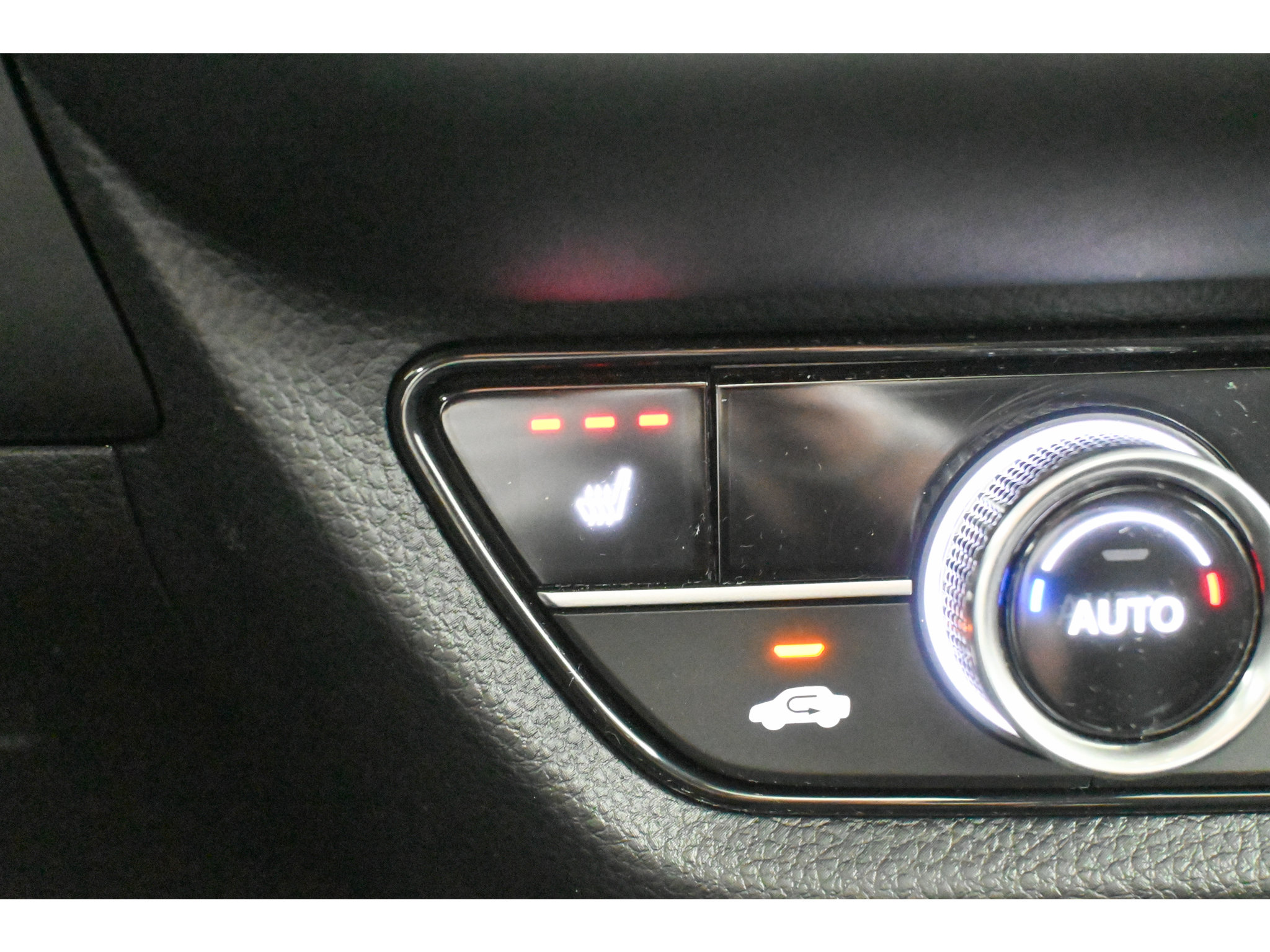 Used 2024 Honda HR-V EX-L image 42