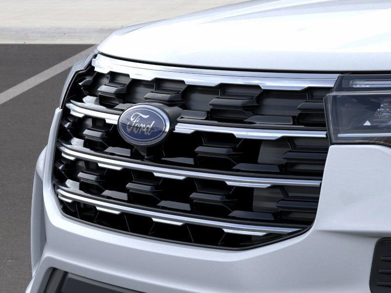 New 2025 Ford Explorer Active image 17