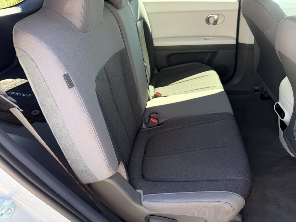 Certified 2024 Hyundai Ioniq 5 SE RWD image 13