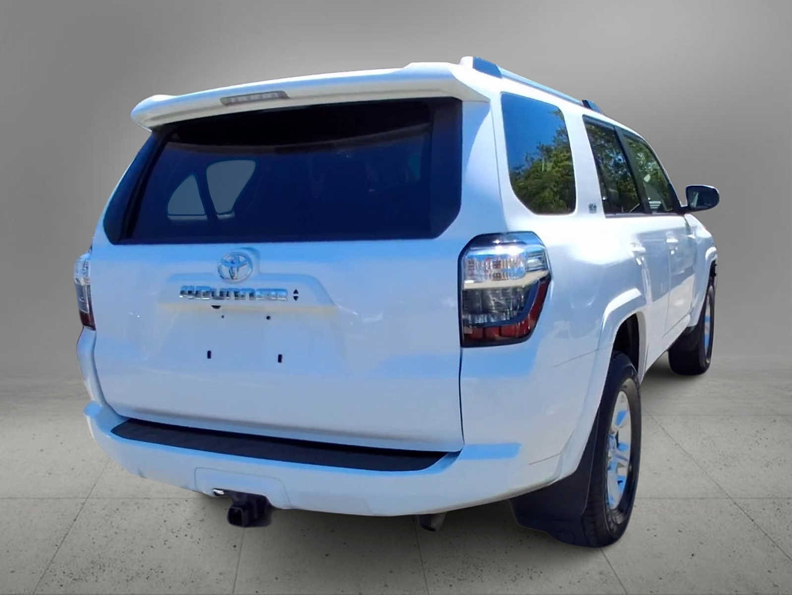 Used 2022 Toyota 4Runner SR5 RWD image 8