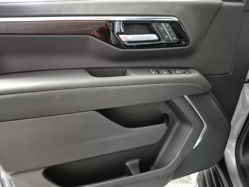 New 2026 Chevrolet Tahoe LT AWD/4WD image 13