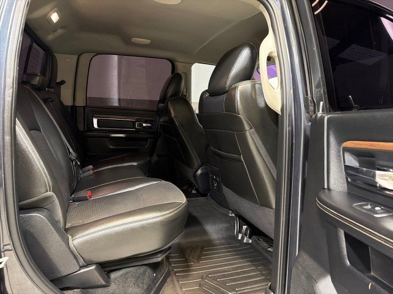 Used 2015 RAM 3500 Laramie w/ Convenience Group AWD/4WD image 43