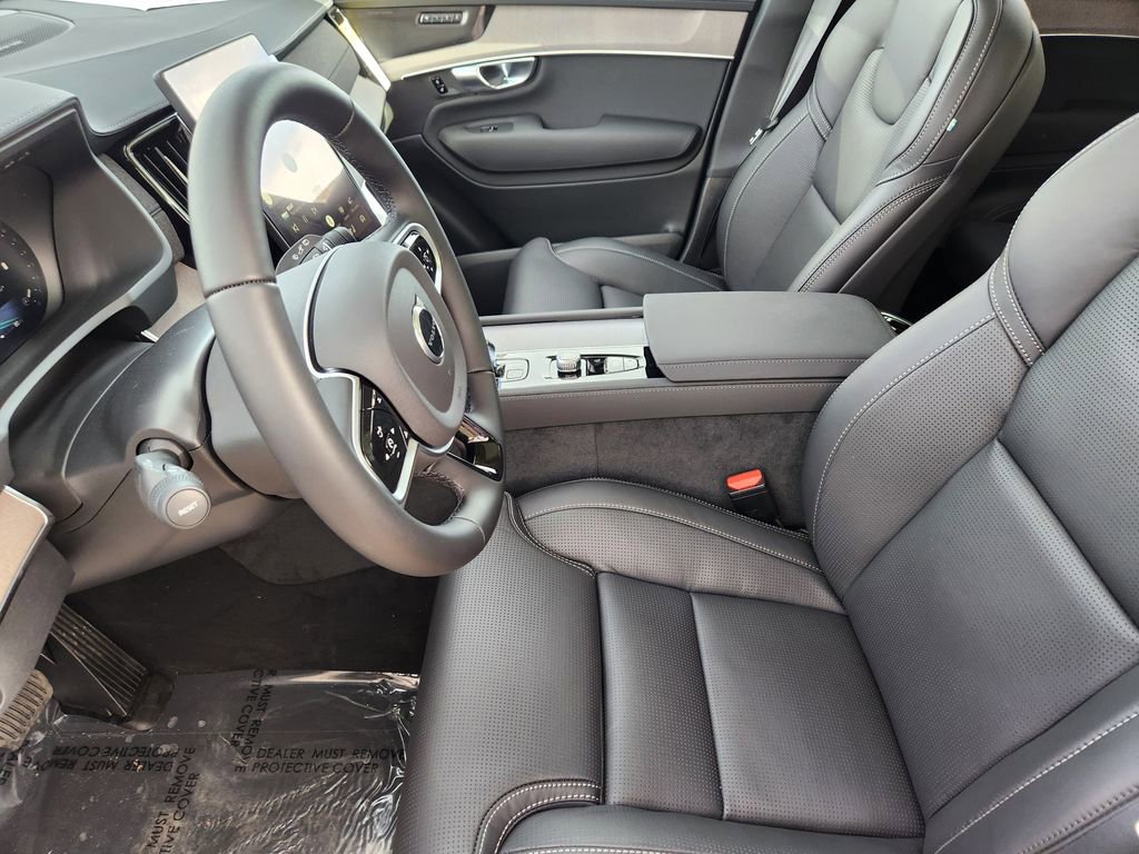 New 2026 Volvo XC90 B6 Ultra w/ Protection Package image 4