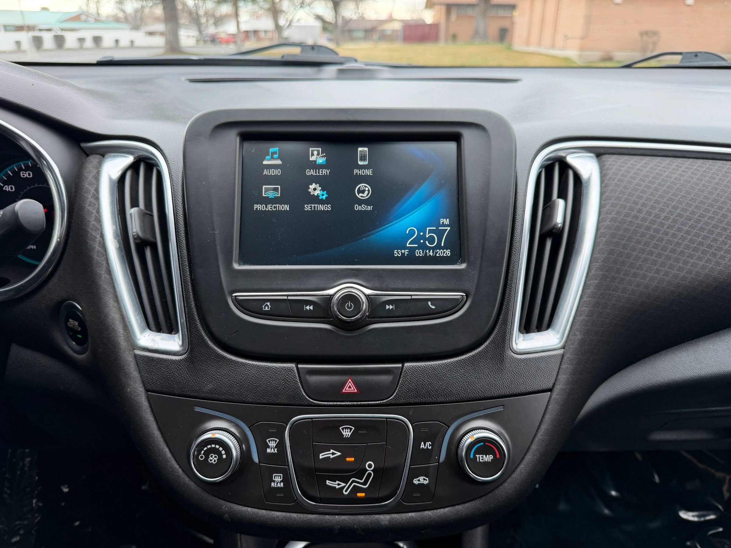 Used 2016 Chevrolet Malibu LT image 25