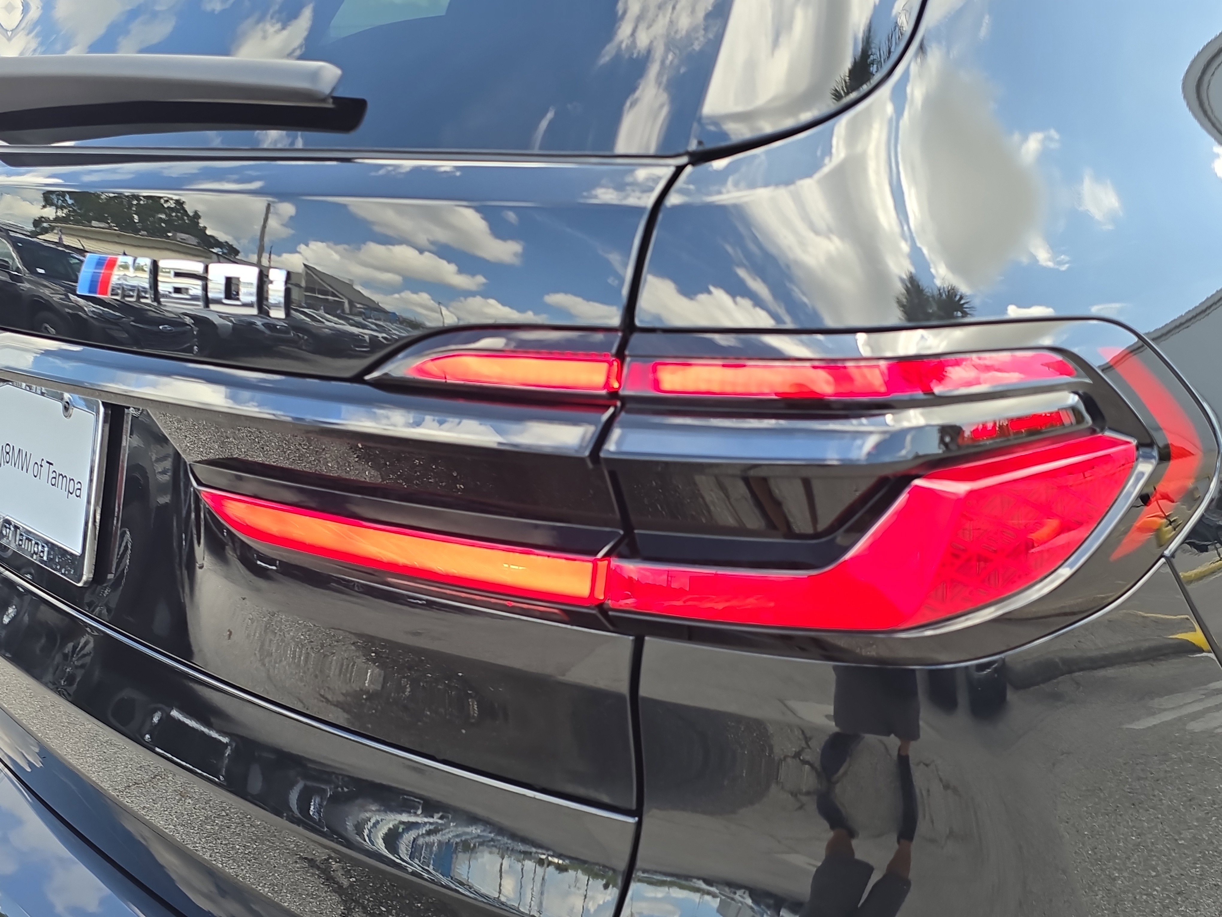 New 2026 BMW X7 M60i image 8