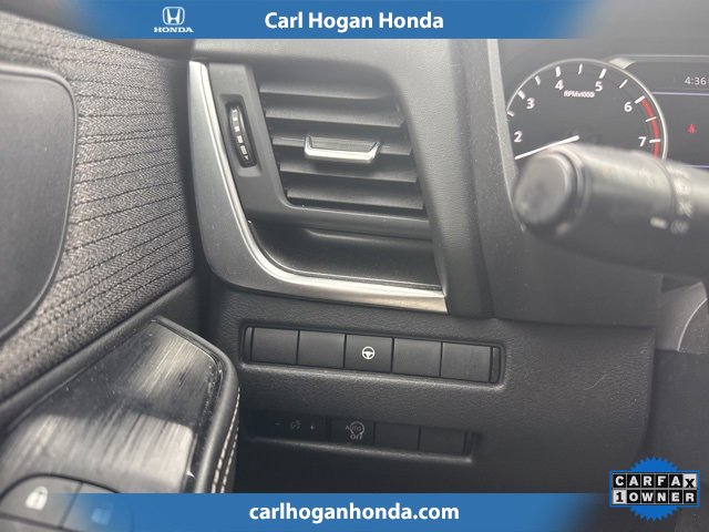 Used 2023 Nissan Rogue SV image 18