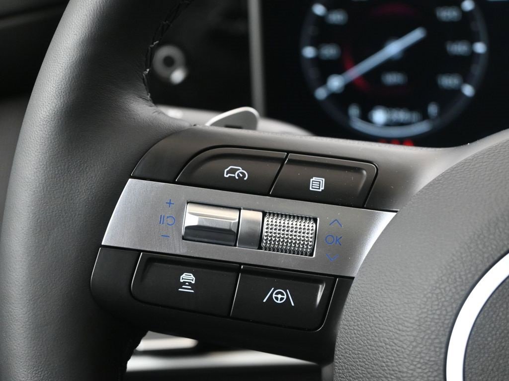 Certified 2025 Hyundai Santa Cruz Limited image 27