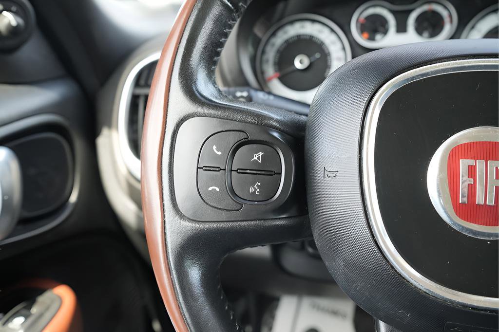 Used 2015 FIAT 500L Trekking image 24