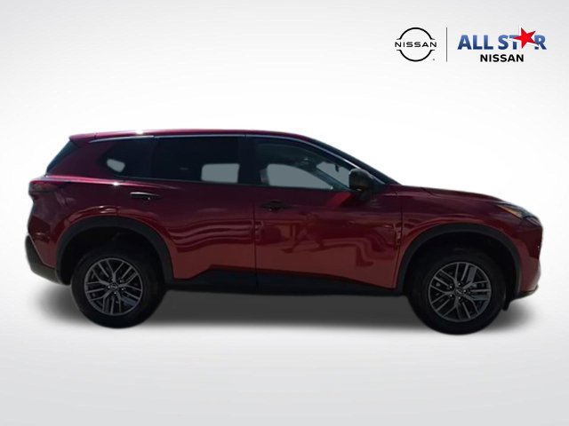 Used 2023 Nissan Rogue S FWD image 1