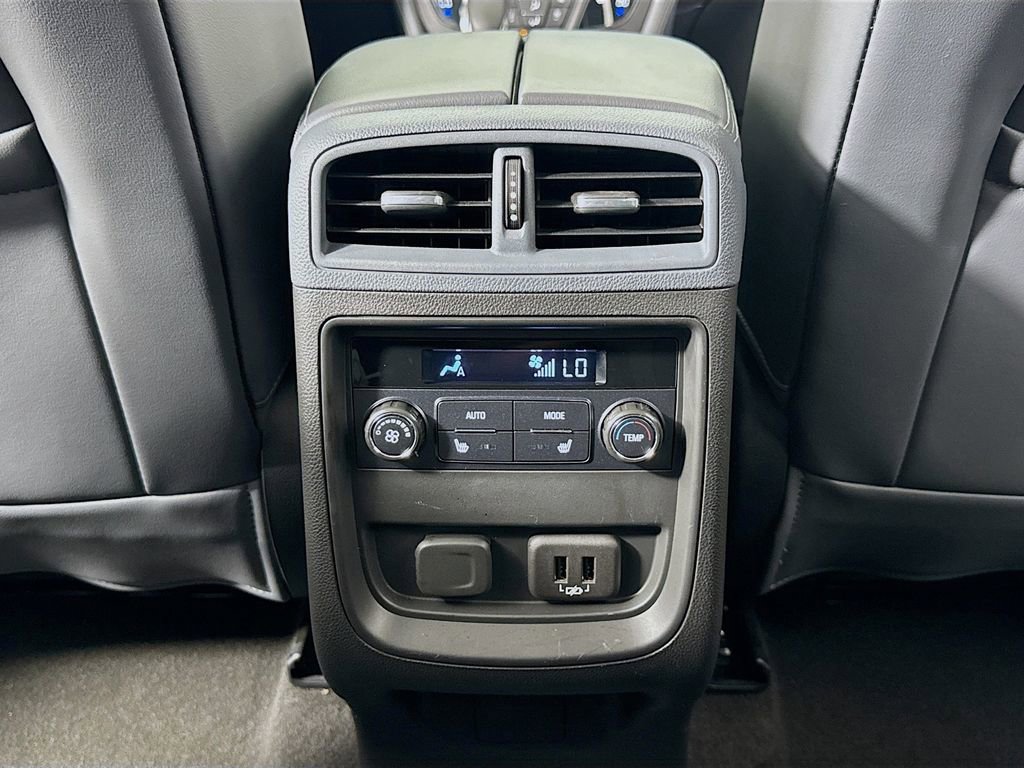 Used 2019 Buick Envision Essence image 30