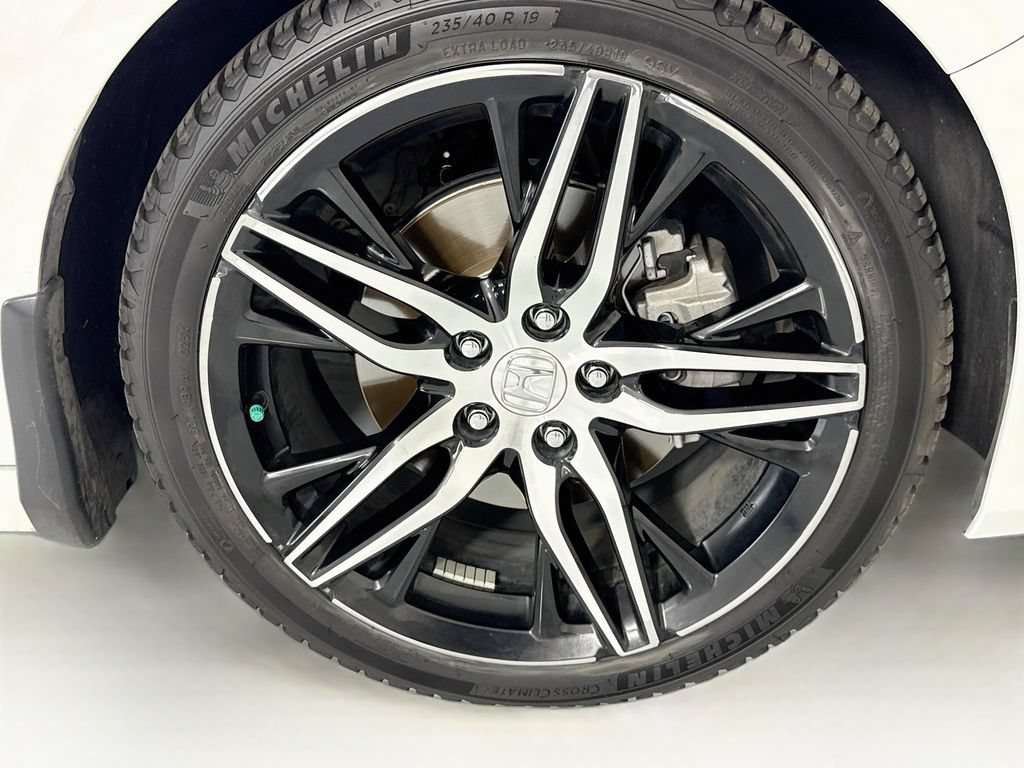 Certified 2021 Honda Accord Touring image 32