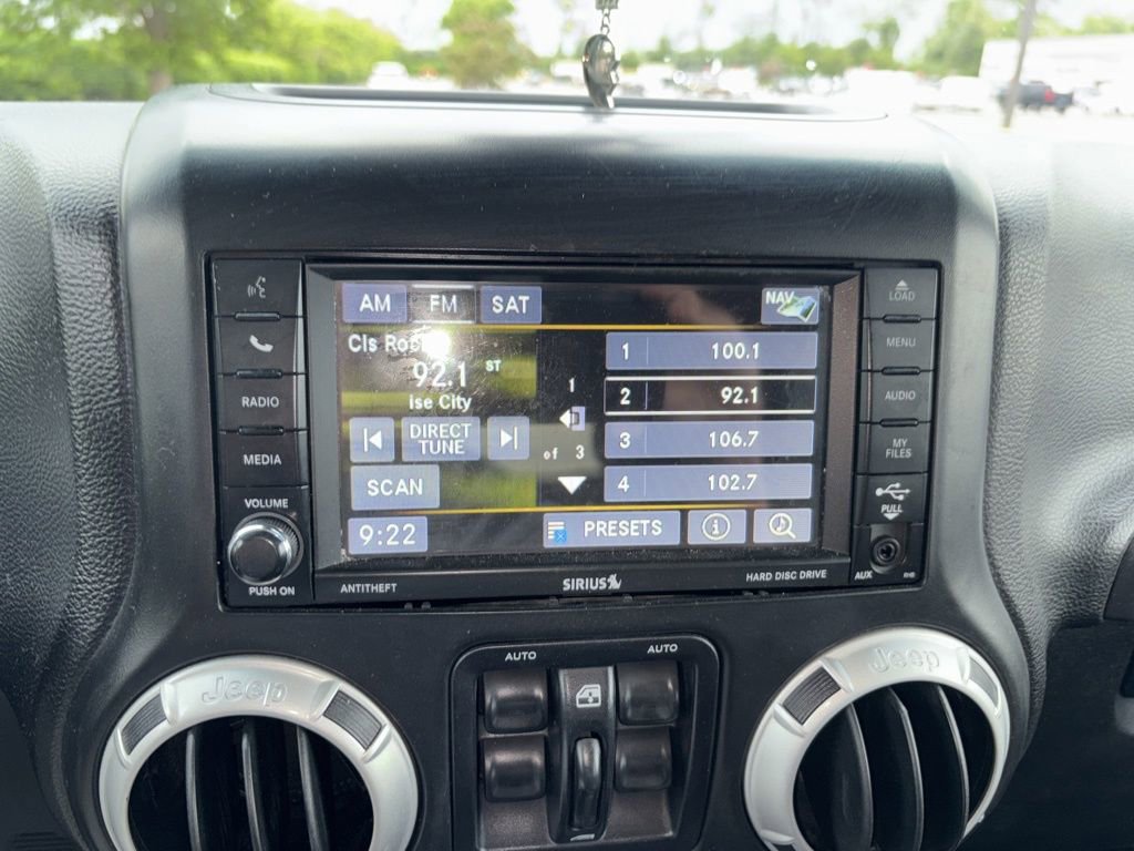 Used 2014 Jeep Wrangler Unlimited Sahara w/ Dual Top Group AWD/4WD image 15