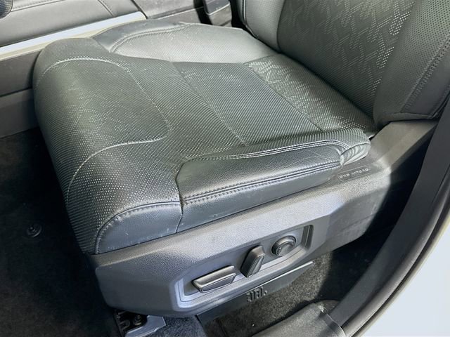 Used 2024 Toyota Tundra Limited image 21