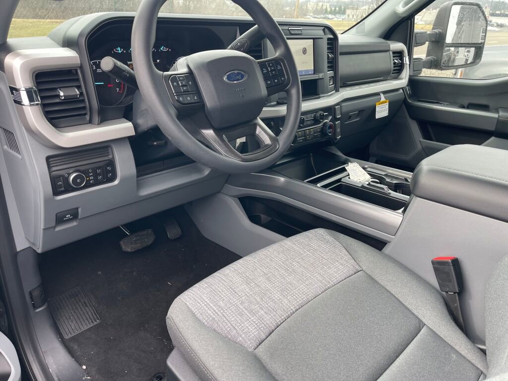 New 2026 Ford F350 XLT w/ Tremor Off-Road Package image 7