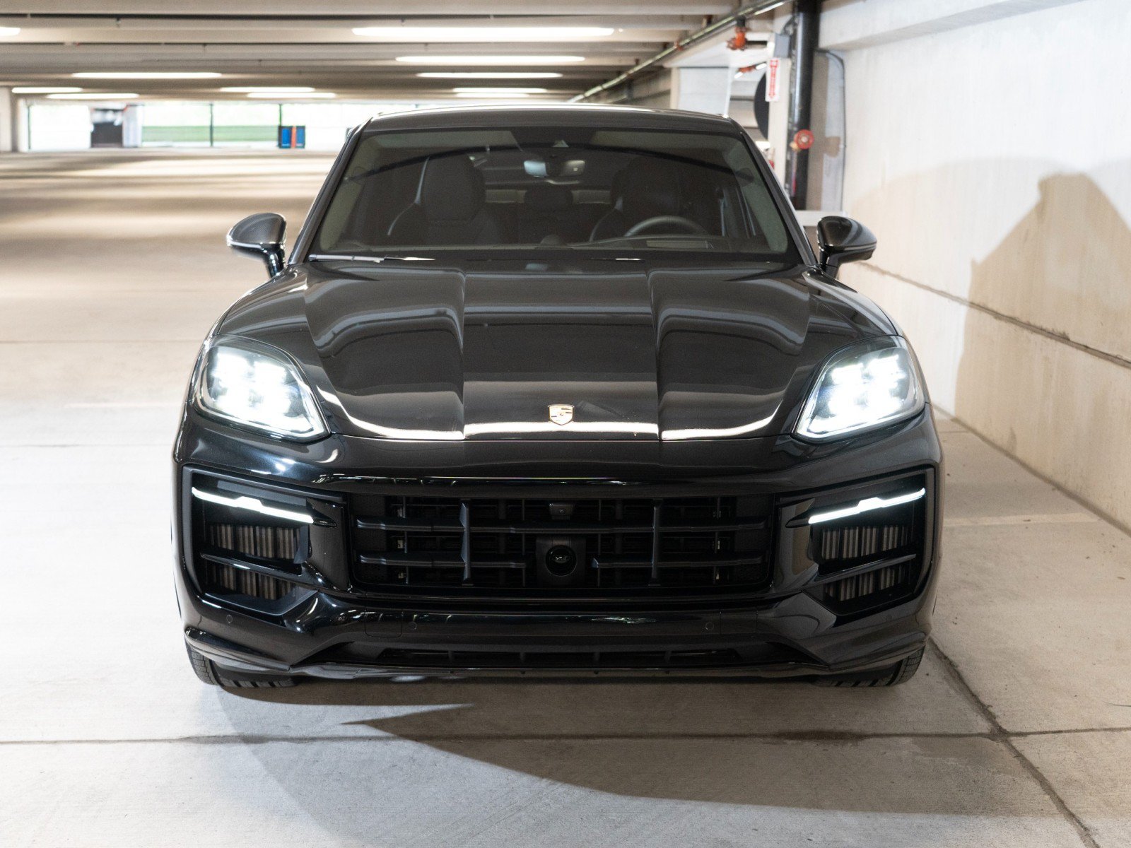 Used 2026 Porsche Cayenne GTS AWD/4WD image 6