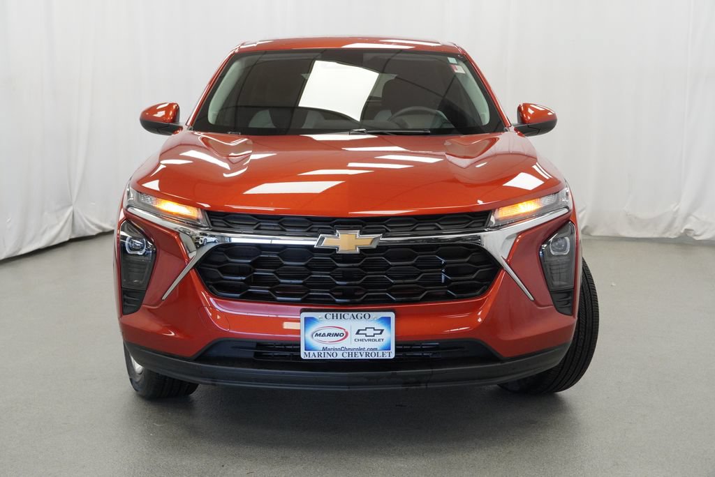 Certified 2024 Chevrolet Trax LS w/ LS Convenience Package FWD image 35