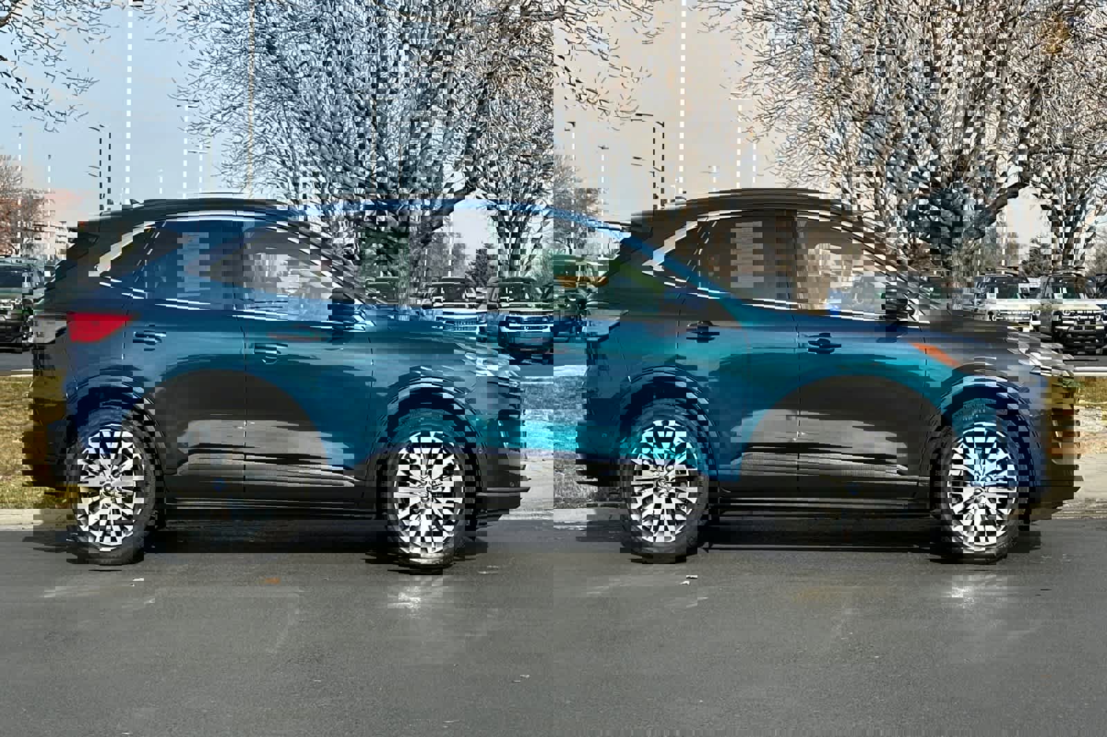 Used 2020 Ford Escape Titanium w/ Titanium Premium Package 2.0 image 8