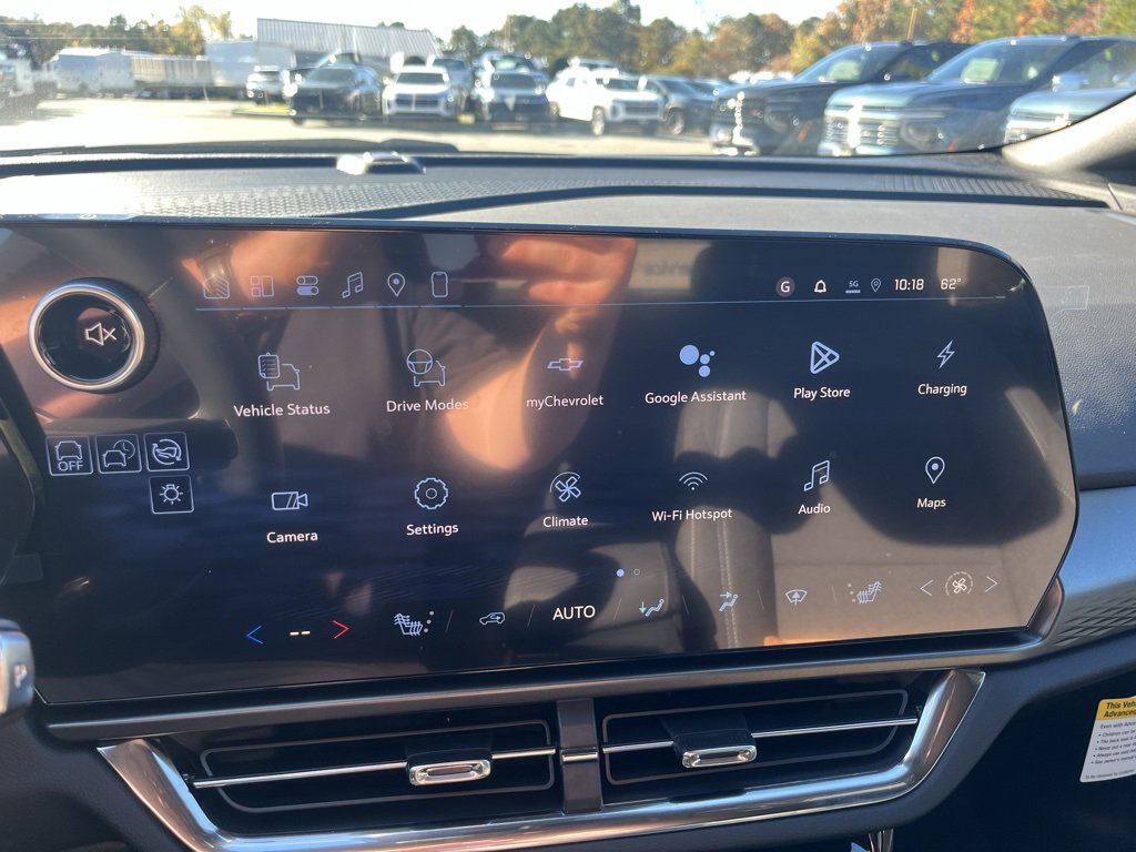 New 2026 Chevrolet Equinox EV LT w/ Comfort Package image 12