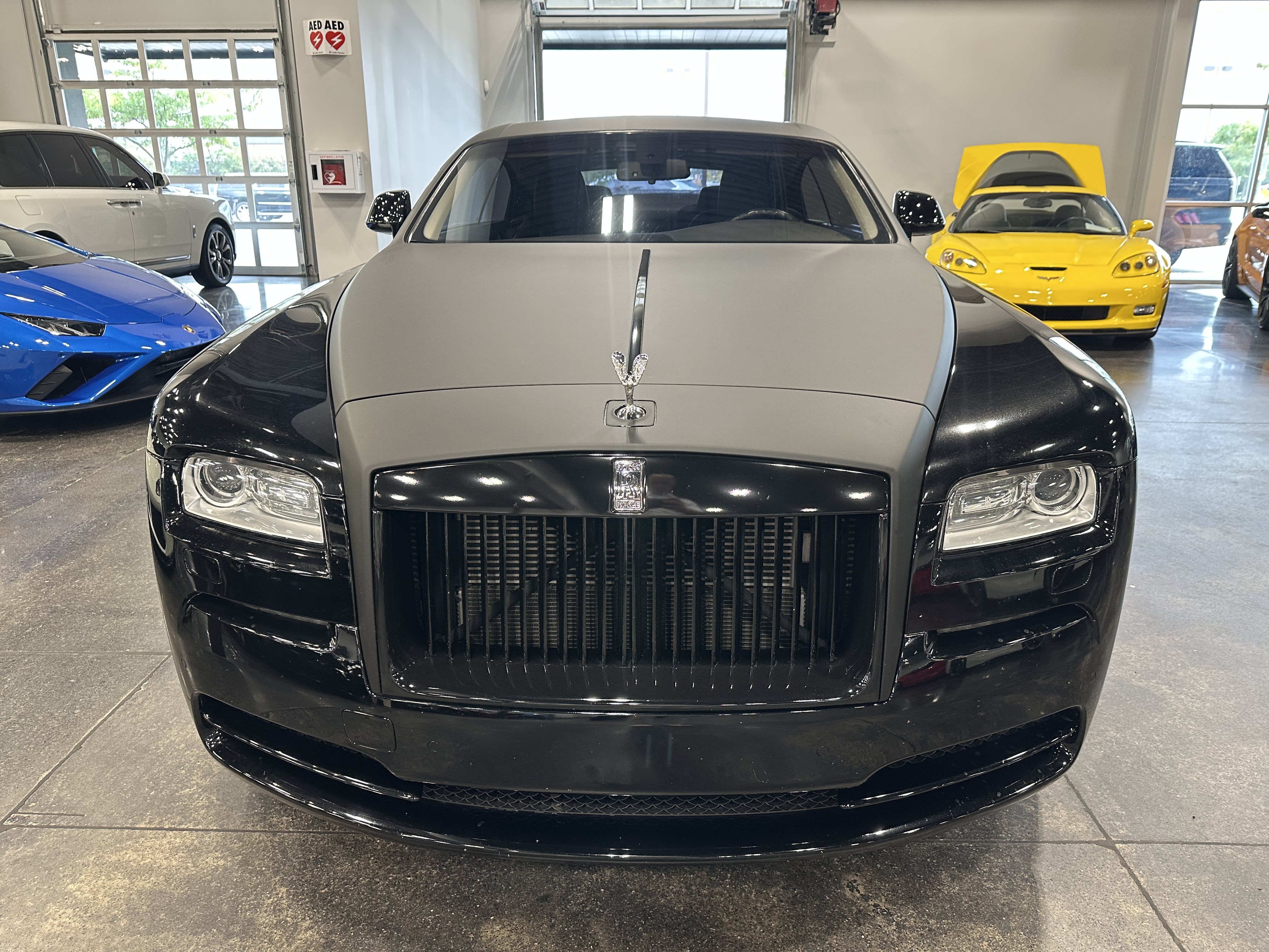 Used 2016 Rolls-Royce Wraith RWD image 2