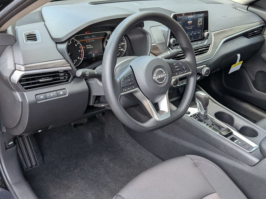 New 2026 Nissan Altima 2.5 SV AWD/4WD image 5