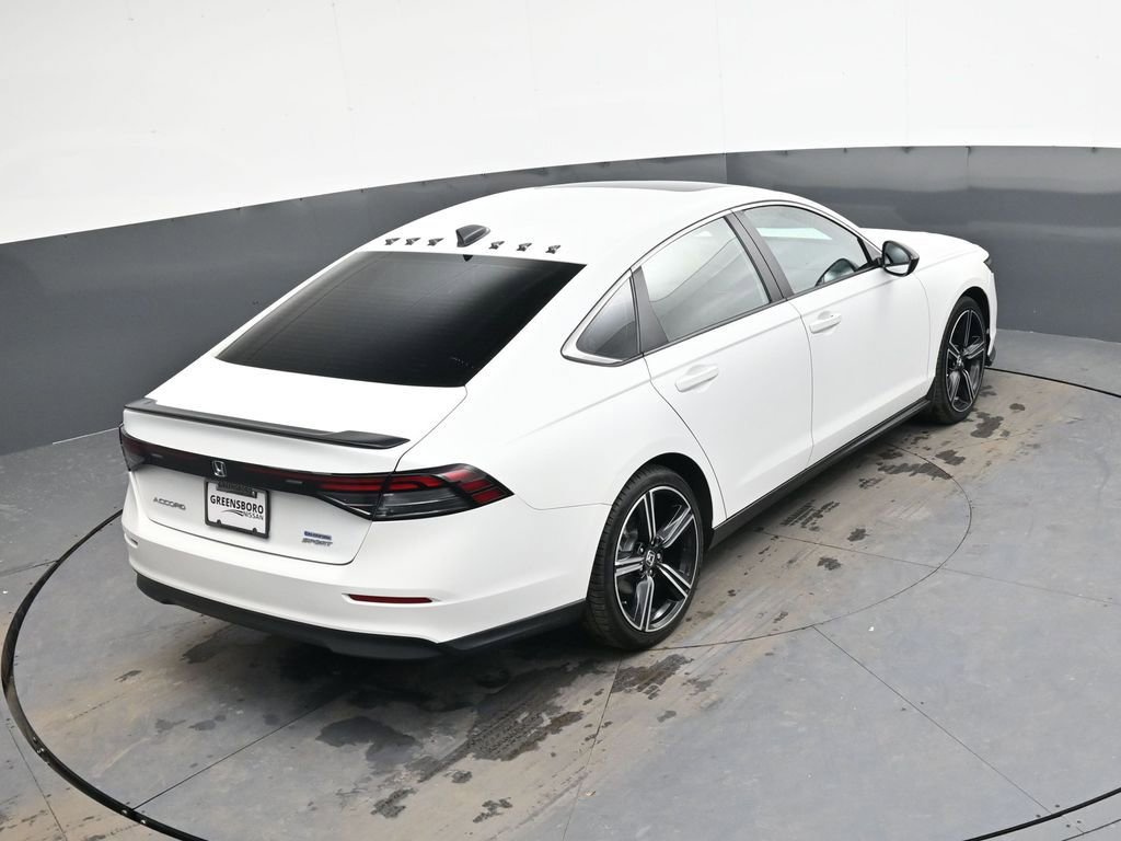Used 2025 Honda Accord Sport image 26