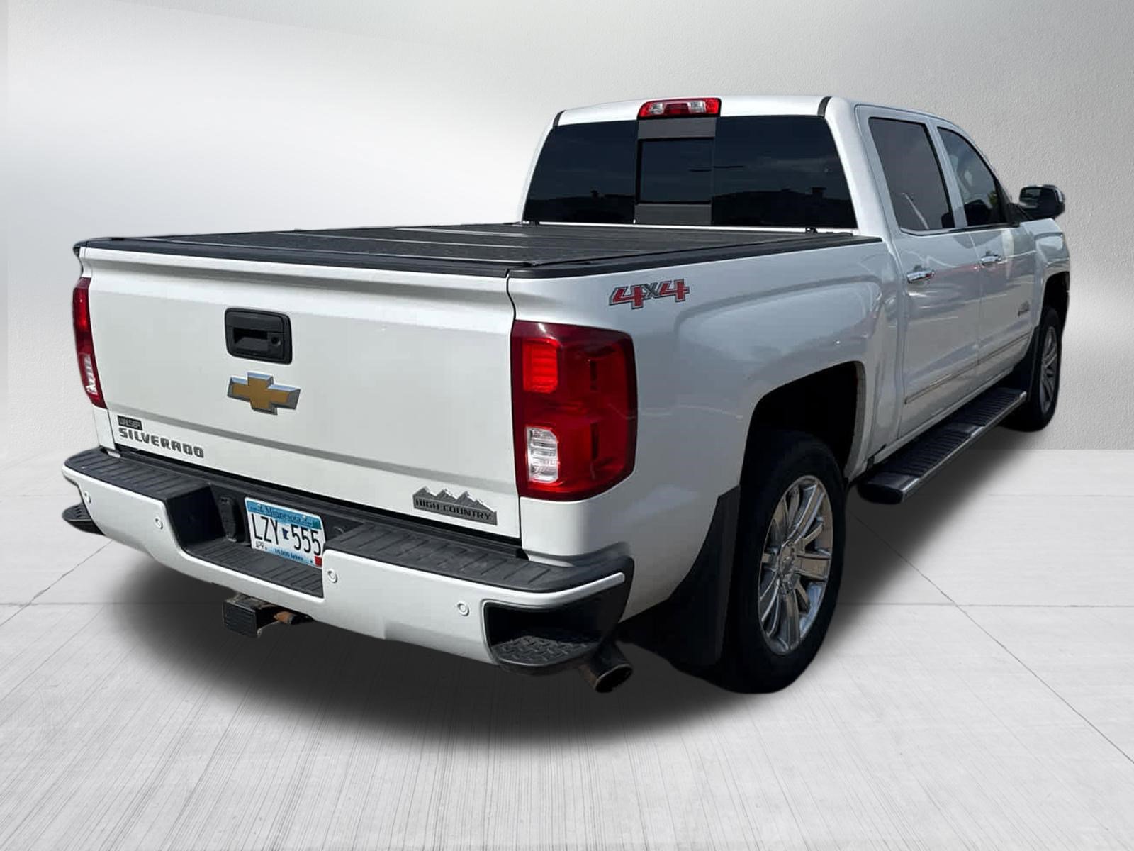 Used 2017 Chevrolet Silverado 1500 High Country AWD/4WD image 7