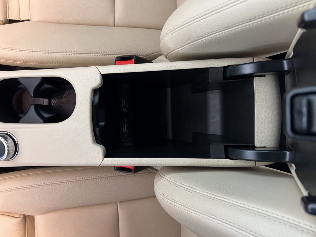 Used 2019 Mercedes-Benz CLA 250 image 9