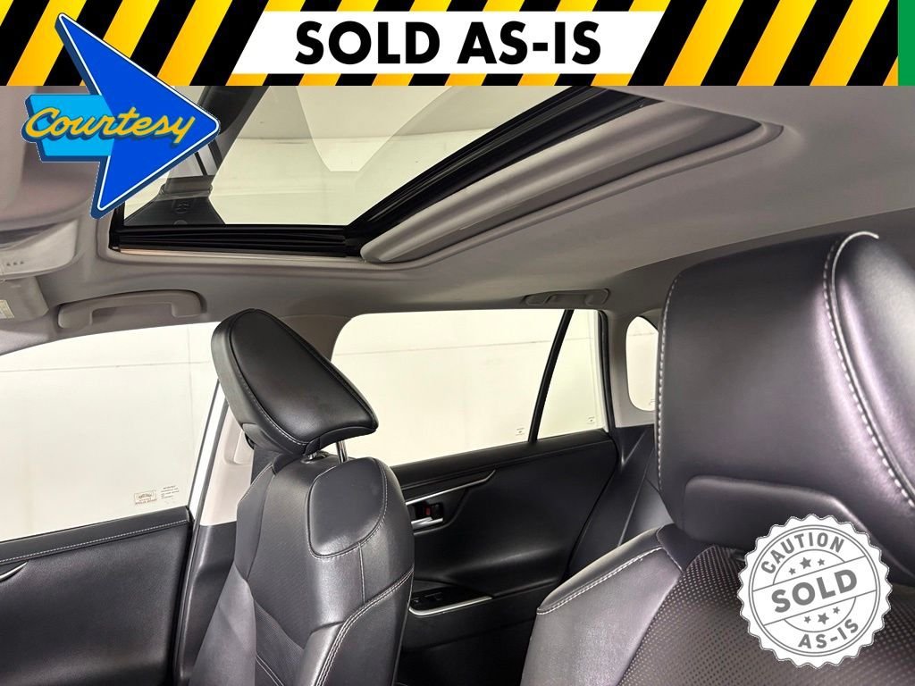 Used 2021 Toyota RAV4 Limited FWD image 33