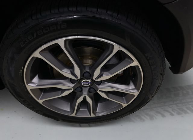 Used 2018 Volvo V60 T5 Cross Country AWD/4WD image 19